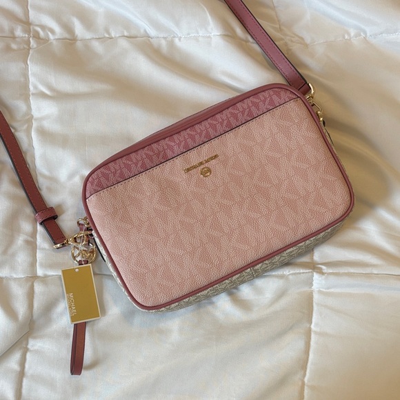 Michael Kors Handbags - Michael Kors Blush and Beige Crossbody Bag